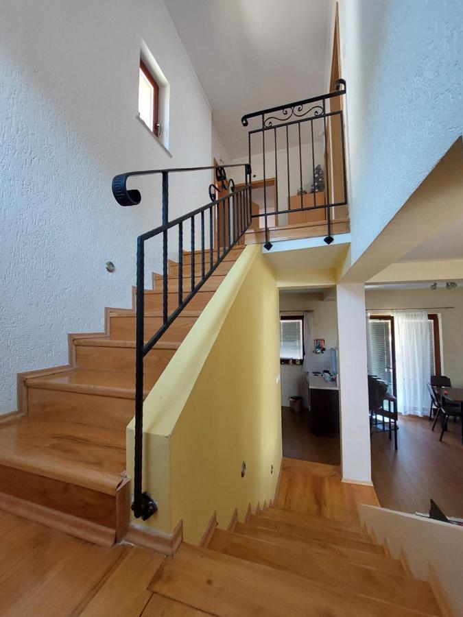 מוורובו Chalet Mila מראה חיצוני תמונה
