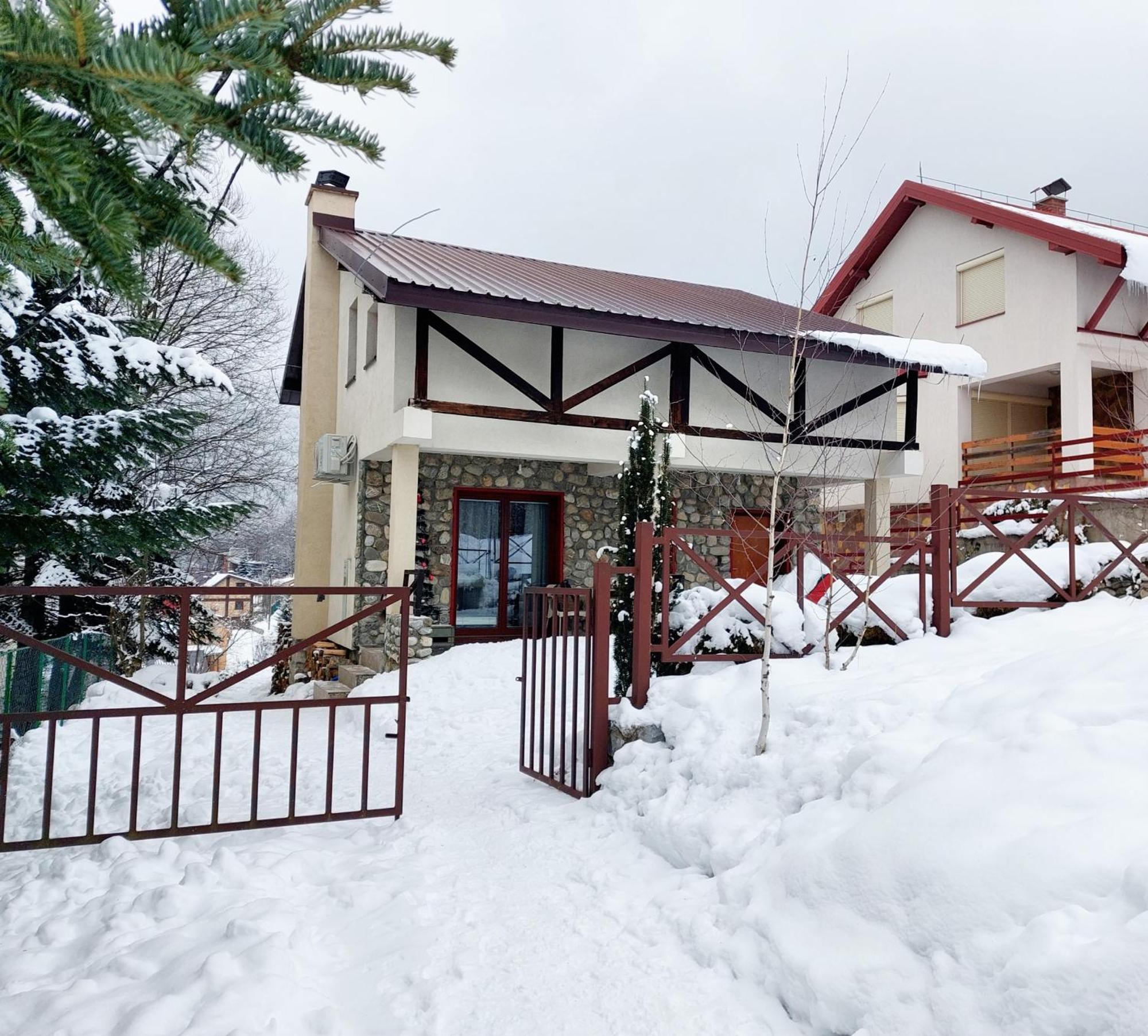 מוורובו Chalet Mila חדר תמונה